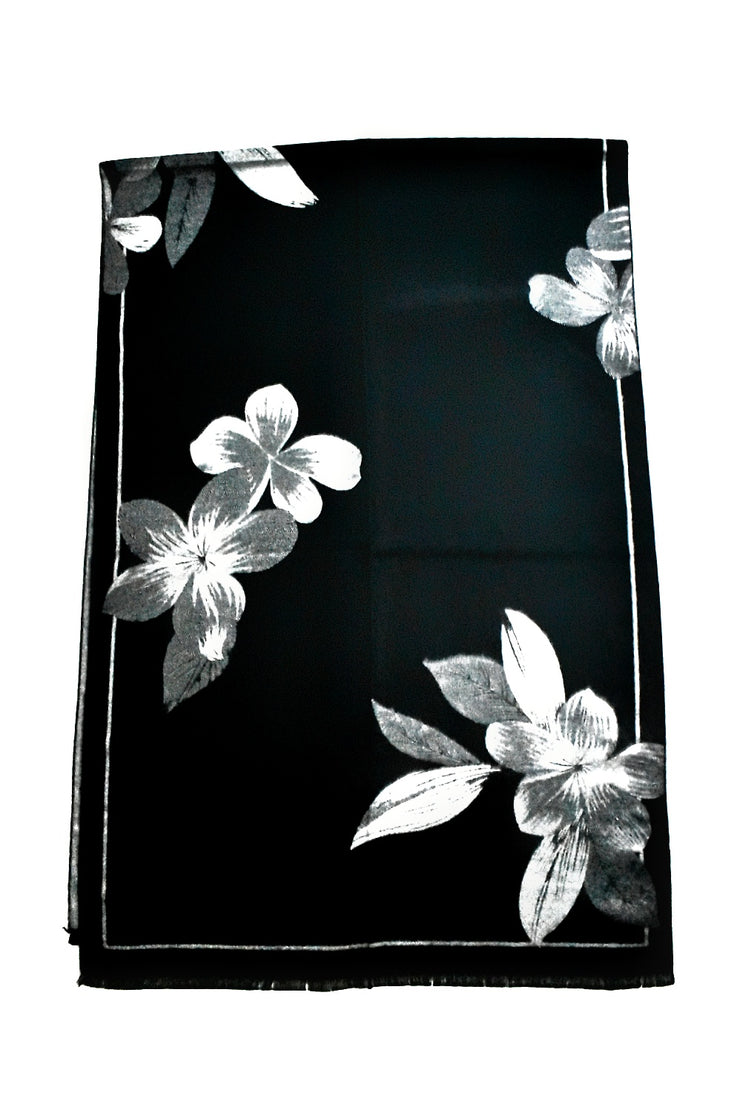 Sciarpa elegante con fiori
