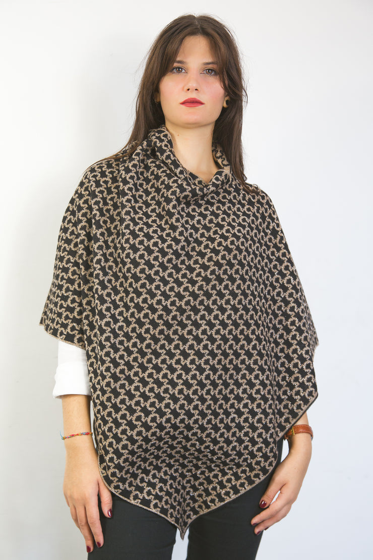 Poncho con lana